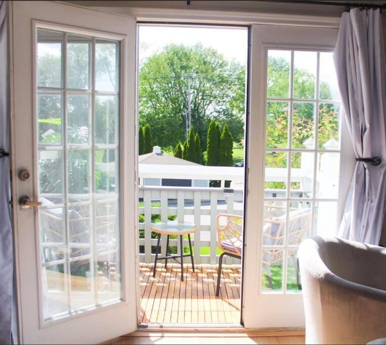 Cozy French Style Villa- 3 Bed-Casino-Pools-Jacuzzi Норидж Экстерьер фото
